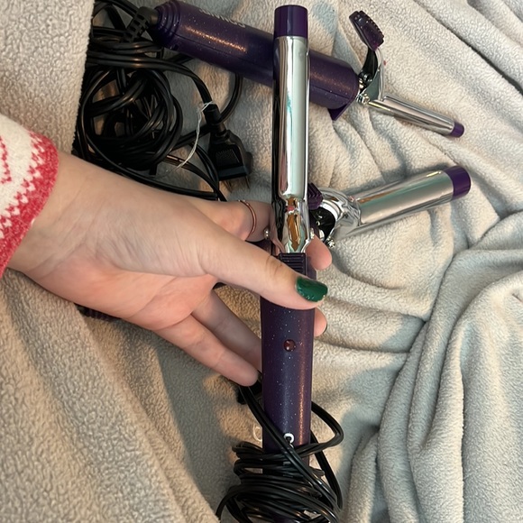 Conair Curling Irons - Picture 4 of 5
